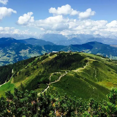 Appartementhaus Mountain ホームステイ