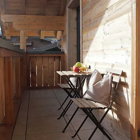 ホームステイ Appartementhaus Mountain *